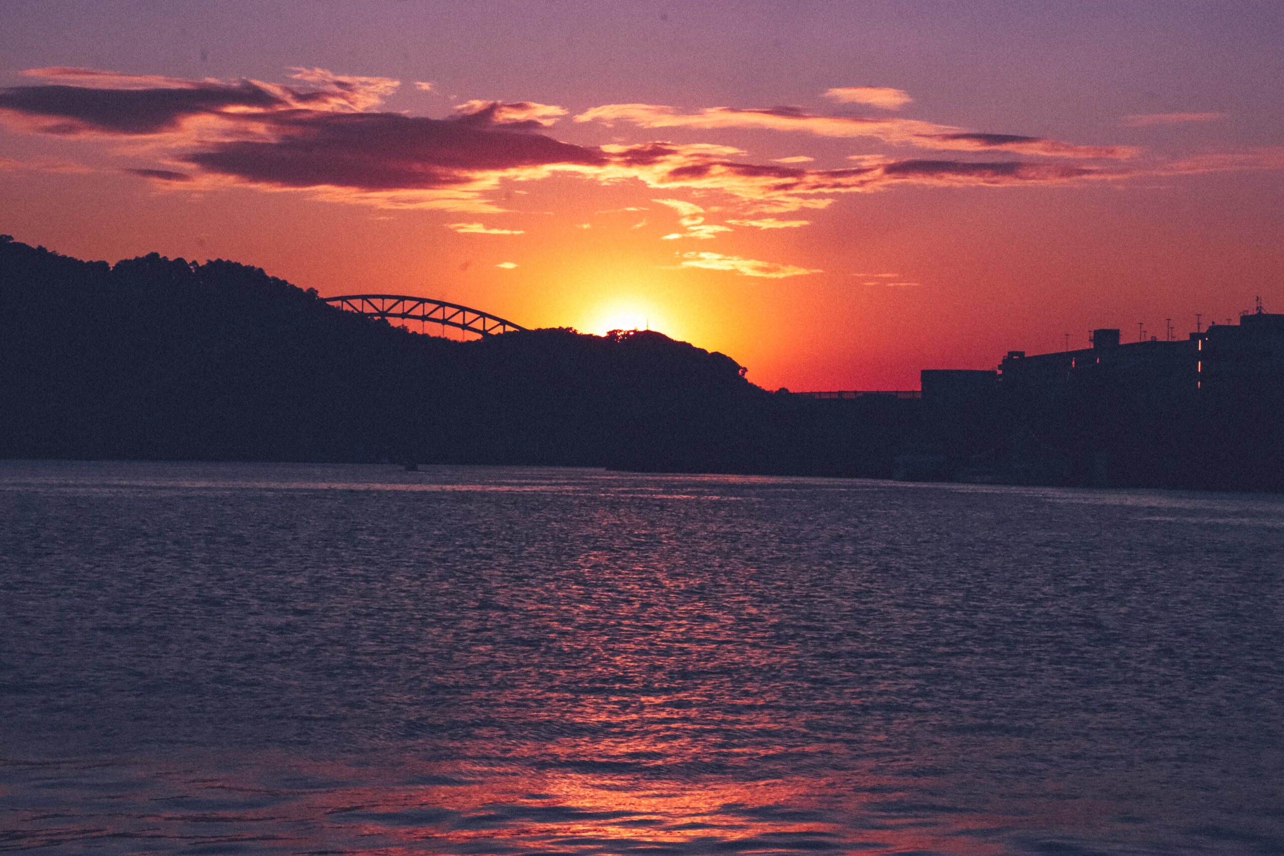 Mama an Ireland behind you